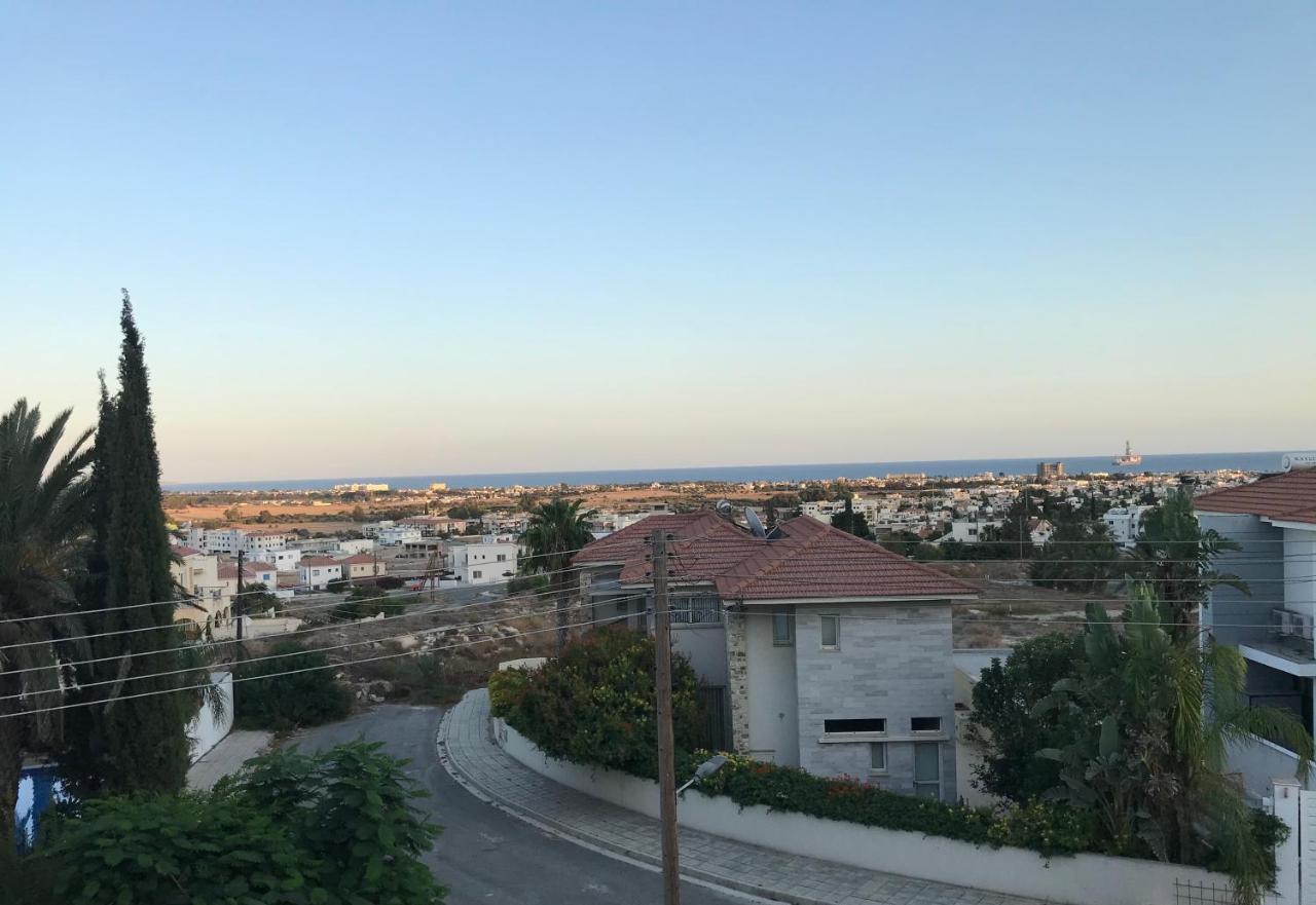 Mediterranean Dream Oroklini Eksteriør bilde