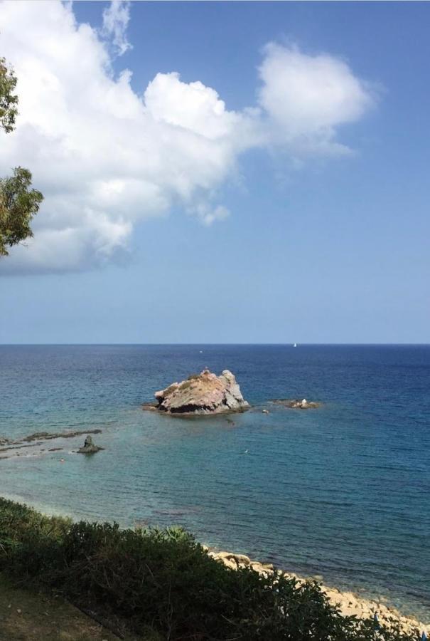 Mediterranean Dream Oroklini Eksteriør bilde