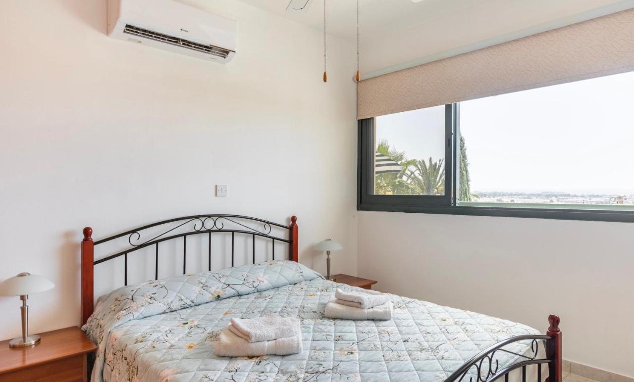Mediterranean Dream Oroklini Eksteriør bilde